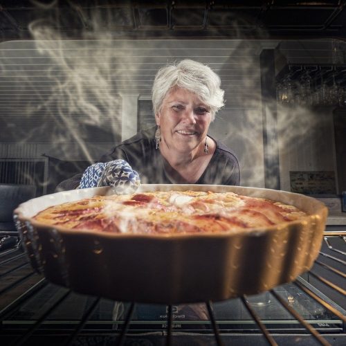 apple pie, woman, kitchen